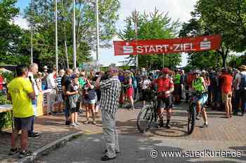 Engen: Im Hegau wird auch nachts gewandert: 200 Teilnehmer zwischen 16 und 75 Jahren nutzen die Chance - SÜDKURIER Online
