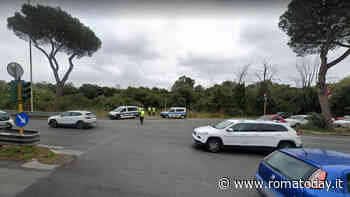 Incidente via Cristoforo Colombo: carambola tra due auto ed una moto, grave 62enne