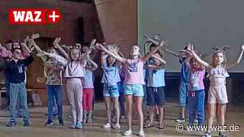 Witten: Junge Ukrainer laden zum Theaterstück ein - WAZ News