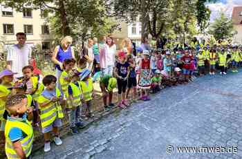Tauberbischofsheim: Über 200 Kinder verabschiedeten sich von Dekan Gerhard Hauk - Fränkische Nachrichten