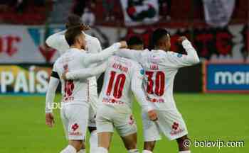 Atento LDUQ: Dos centrales figuras de LigaPro, cerca de quedar libres - Bolavip