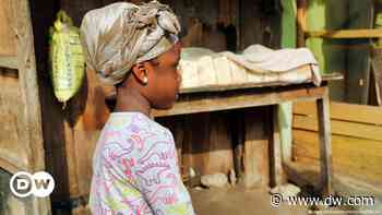 Menschenhandel in Nigeria: "Jeden Abend weine ich vor dem Einschlafen" - DW (Deutsch)