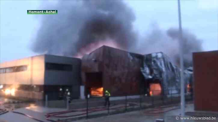 Hamont-Achel waarschuwt inwoners: PFAS mogelijk gevaar voor gezondheid na spectaculaire brand 12 jaar geleden