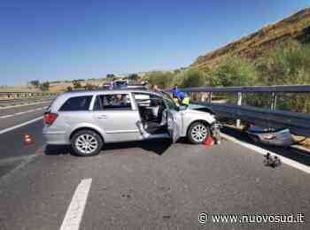 Auto contro il guard- rail, ferita un'intera famiglia di Floridia: 3 in ospedale - Nuovo Sud