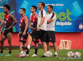 Campinense faz seu último treino em Campina, e Willian Mococa se diz pronto para estrear pela Raposa - ge.globo.com
