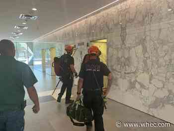 2 window washers rescued from Xerox Tower