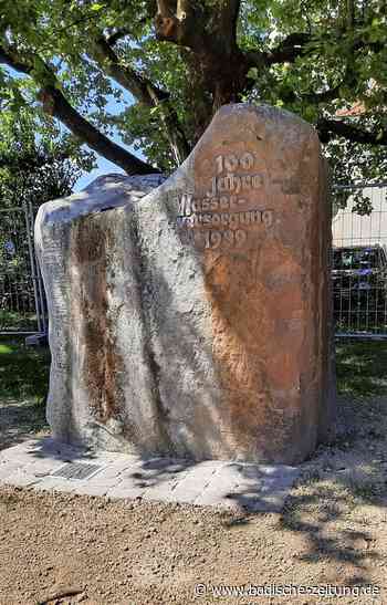 Stein steht nun in der Friedhofsstraße - Friesenheim - badische-zeitung.de