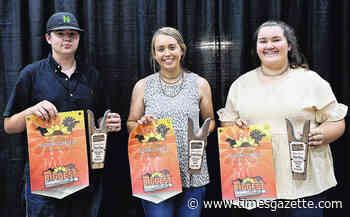 Sanders second at National Angus Show - Hillsboro Times Gazette