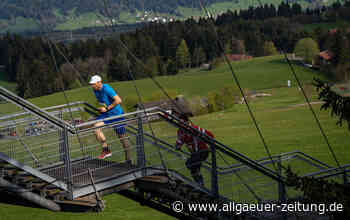 1. Skywalk-Lauf in Scheidegg: Strecke, Sieger und Ergebnisse des Wettkampfs - Nachrichten aus dem Westallgäu - Allgäuer Zeitung