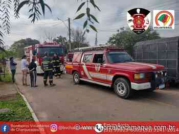 Bombeiros Voluntários de Charqueadas foram acionados para atender incêndio em residência - Portal de Camaquã