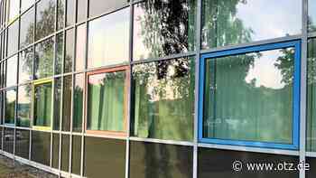 Jenaer Rätselnuss: Die Fensterrahmen-Farben sind haus-typisch