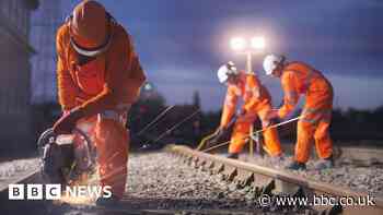 Network Rail starts consultation over job reforms