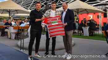 FC Augsburg: Fix: Der FCA verpflichtet Elvis Rexhbecaj vom VfL Wolfsburg | Augsburger Allgemeine - Augsburger Allgemeine