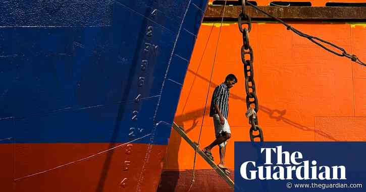 ‘These ship-breakers work on a site laden with toxic waste’: Mithail Afrige Chowdhury’s best phone picture