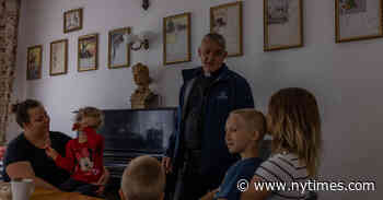 A Polish Priest’s War Against Abortion Focuses on Helping Single Mothers