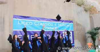 La carica dei cento e cento e lode, grande festa anche al Liceo Classico Empedocle - AgrigentoOGGi.it
