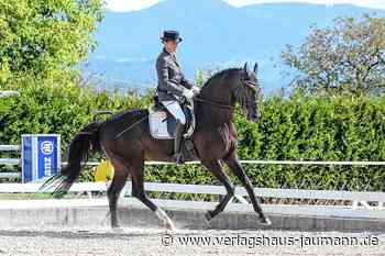 Kandern - Dressurtage auf dem Fohrenhof - www.verlagshaus-jaumann.de
