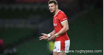 'Oh my god' - Dan Biggar press conference gets awkward gatecrasher - RugbyPass