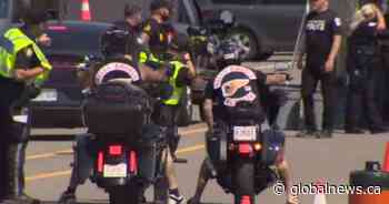 Checkpoint set up in Whitby as hundreds of Hells Angels members expected at gathering - Global News