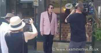 Jonathan Ross spotted wandering around Whitby for new TV show - Yorkshire Live