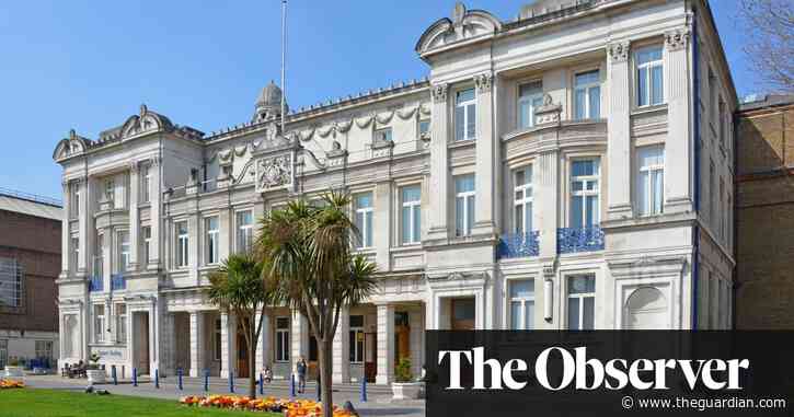 University accused of ‘vindictive attack’ as staff lose 21 days’ pay over protest