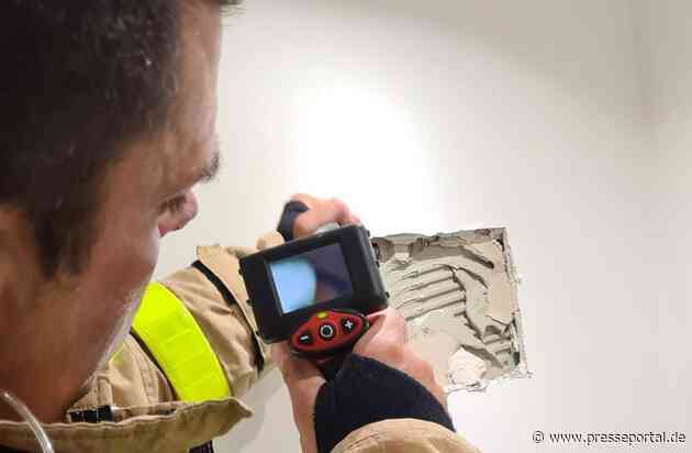 FW Grevenbroich: Feuerwehr rettet Katzenkind aus Gebäudeschacht / Neues Haustier steckte hinter der Badezimmerwand - Katze unverletzt befreit