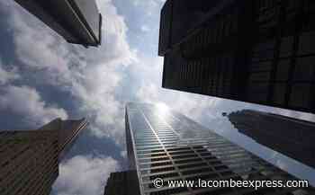 Canadian economy avoids contraction, holds steady in May - Lacombe Express