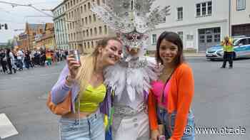Tausende Menschen beim Christopher Street Day in Jena