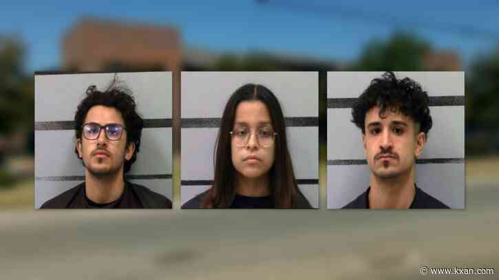 Child wandering in 100+ heat, three people arrested by police in Texas