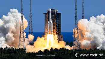 Chinas Riesen-Rakete zerbricht bei der Rückkehr über Südostasien