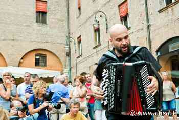Buskers tornano a Ferrara, alla scoperta dei nuovi Maneskin - Musica - Agenzia ANSA