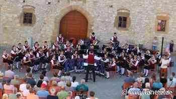 Musikverein Vilseck spielt Serenade im Burghof von Dagestein - Onetz.de