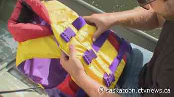 ‘Follow the rules’: Saskatoon Fire, RCMP offer water safety tips for summer fun
