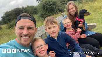 Gloucester dad's fundraiser for sons with Williams Syndrome - BBC