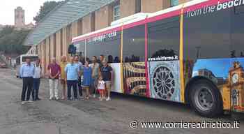 Fermo, in bus dal mare al centro: «Così cambia il nostro turismo» - corriereadriatico.it