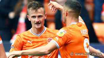 Blackpool 1-0 Reading: Callum Connolly strike gives Tangerines victory