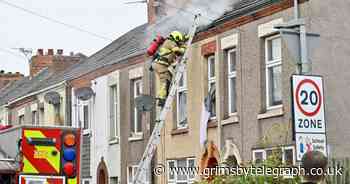Grimsby fire tears through three houses as first floor collapses - Grimsby Live