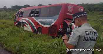 FOTOS: Autobús de pasajeros sufre accidente en la autopista Tepic - Guadalajara - NTV | El Portal de Nayarit