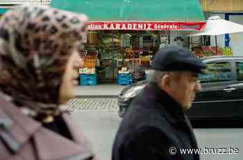 Onderzoek naar hulp voor ouderen in Brussel: 'Zorgverleners moeten meer de straat op' - BRUZZ