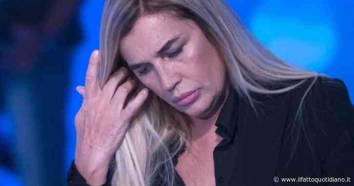 Lory Del Santo e la morte di Conor, il figlio avuto da Eric Clapton: “Due secondi prima non sarebbe successo”