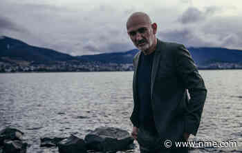 Paul Kelly explores “contrasting landscapes” on new single 'Northern Rivers' - NME