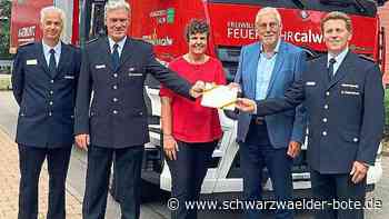 Förderbescheid übergeben: Fürs Feuerwehrzentrum in Neubulach gibt’s 801.418 Euro