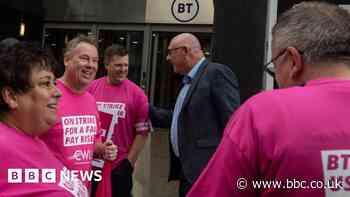 Thousands of BT staff walk out in strike over pay