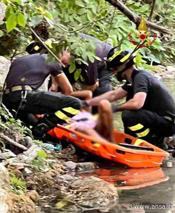 Si infortuna lungo fiume Bosso a Pianello di Cagli - Agenzia ANSA