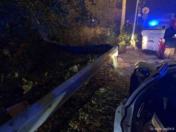 Incidente Trani, auto in una scarpata: muore 21enne di Bisceglie, ferita l'amica • TAG24 - Tag24