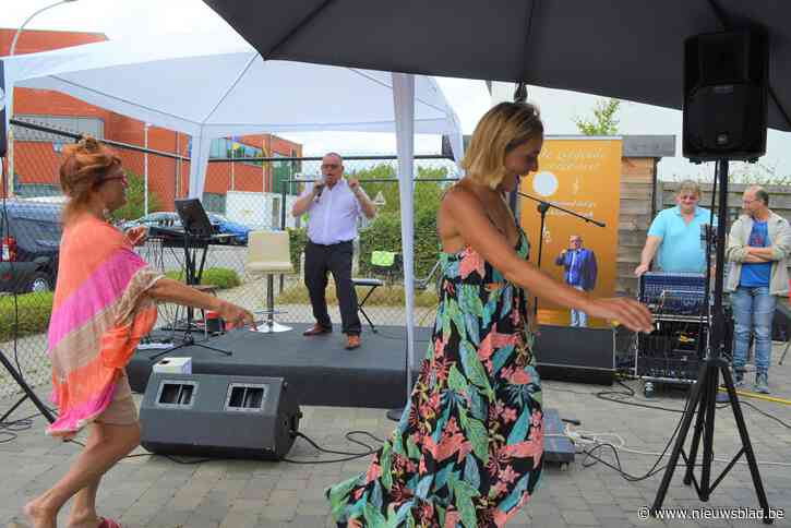 “Ik ben van Zandhoven en niet van Lier” is nieuwe dorpsode van Zingende Carrossier