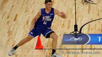 Nuggets rookie Collin Gillespie suffers offseason injury