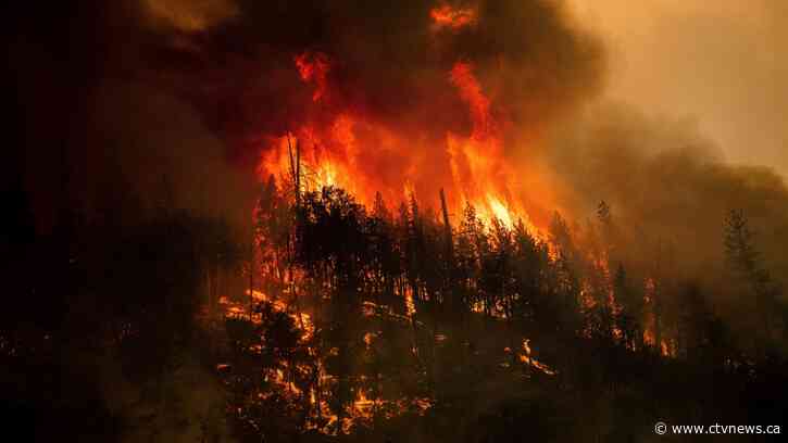 Heat, wind threaten to whip up growing Western U.S. wildfires