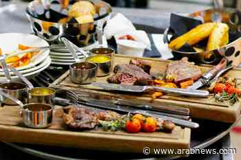 Saudi entrepreneurs solve food surplus problem - Arab News