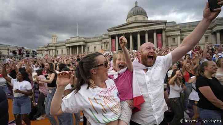 It’s coming home! England rejoices as soccer women win Euros